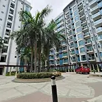 Ldn 5J - Condotel Newport