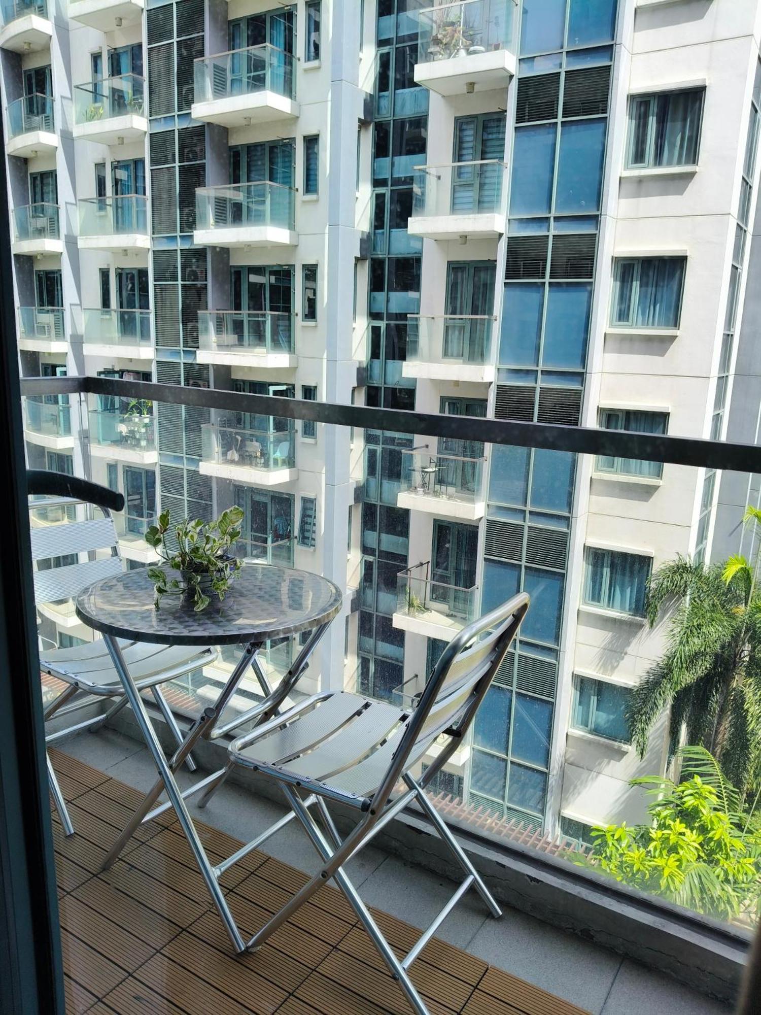 Ldn 5j - Condotel Newport Homestay *